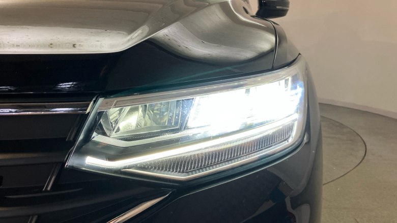 Volkswagen Tiguan 1.5 TSI 150 Life 5dr DSG Petrol Estate